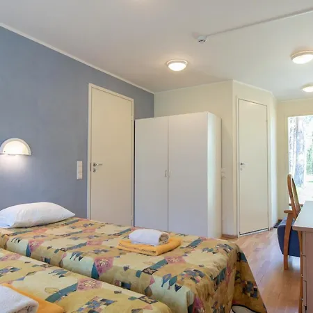 Andropoff Hotel *