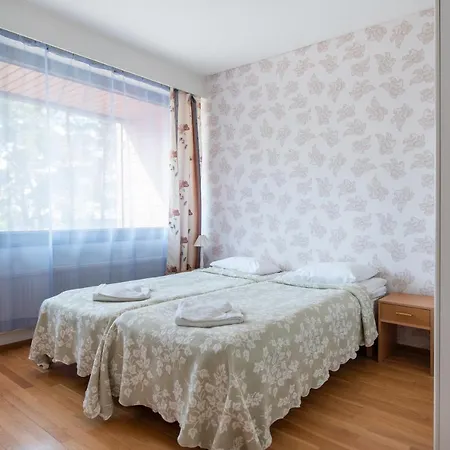 Отель Andropoff